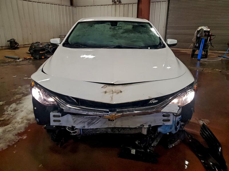 Photo 5 from auction – 2020 CHEVROLET MALIBU LT with VIN 1G1ZD5ST5LF077263