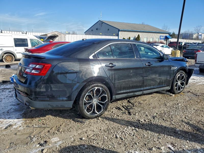 Photo 3 from auction – 2015 FORD TAURUS SHO with VIN 1FAHP2KT9FG133072