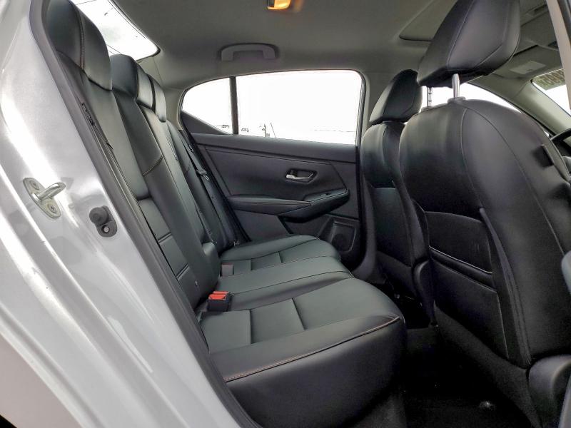 Photo 10 from auction – 2022 NISSAN SENTRA SR with VIN 3N1AB8DV8NY215936