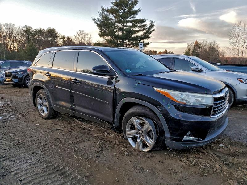 Photo 4 from auction – 2016 TOYOTA HIGHLANDER with VIN 5TDDKRFHXGS281034