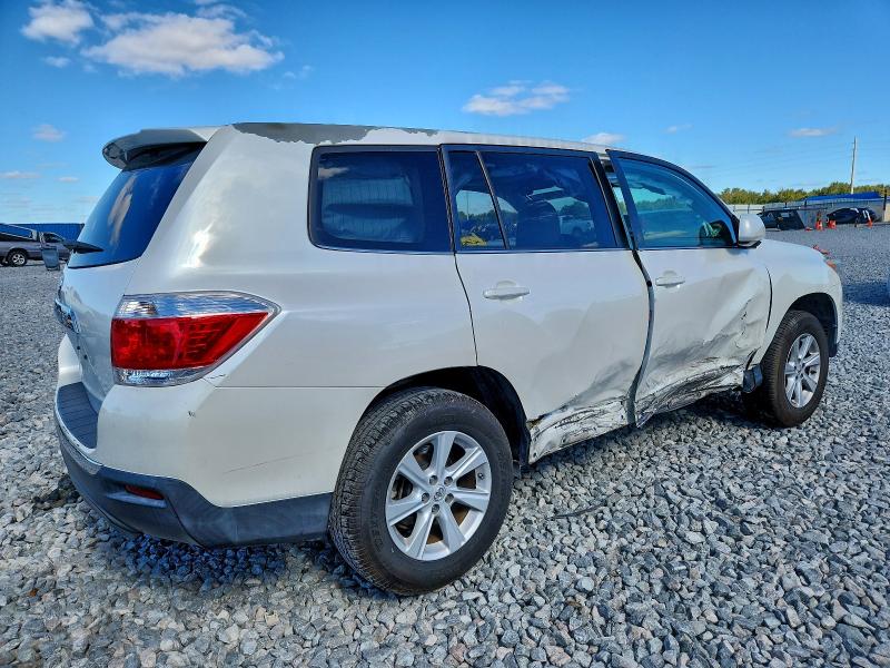 Photo 3 from auction – 2013 TOYOTA HIGHLANDER with VIN 5TDZA3EH6DS045709