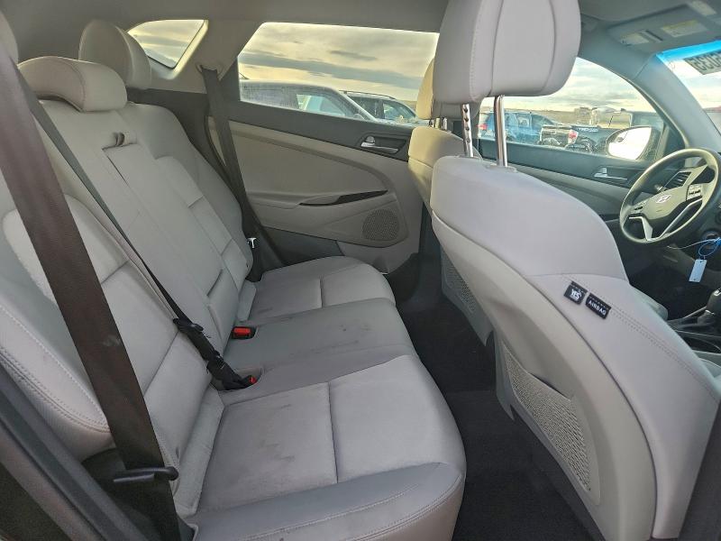 Photo 11 from auction – 2017 HYUNDAI TUCSON LIM with VIN KM8J3CA47HU412737