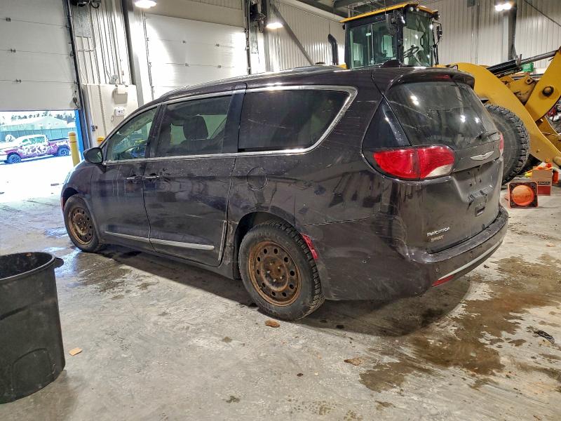 Photo 2 from auction – 2019 CHRYSLER PACIFICA T with VIN 2C4RC1EG5KR594135