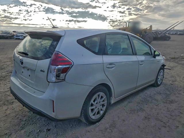 Photo 3 from auction – 2015 TOYOTA PRIUS V with VIN JTDZN3EU2FJ021067