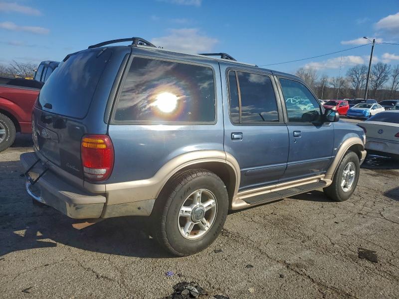 Photo 3 from auction – 1999 FORD EXPLORER with VIN 1FMZU32P0XZC02457