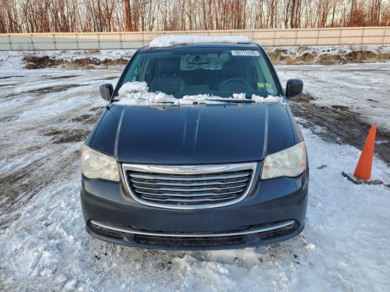 Photo 5 from auction – 2014 CHRYSLER TOWN & COU with VIN 2C4RC1BG0ER316641