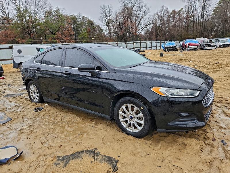 Photo 4 from auction – 2016 FORD FUSION with VIN 3FA6P0G72GR308134