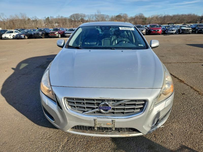 Photo 5 from auction – 2012 VOLVO S60 T5 with VIN YV1622FS9C2021246