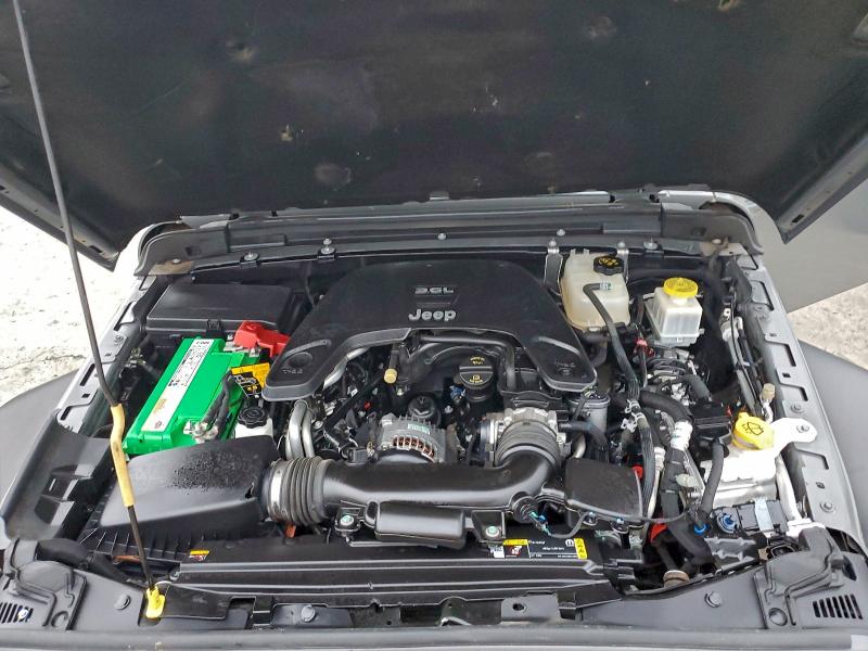 Photo 11 from auction – 2021 JEEP GLADIATOR with VIN 1C6HJTAG6ML526271