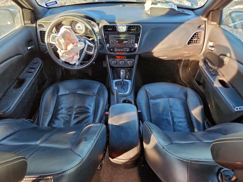 Foto 8 de la subasta – 2014 CHRYSLER 200 LIMITE con VIN 1C3CCBCGXEN125577