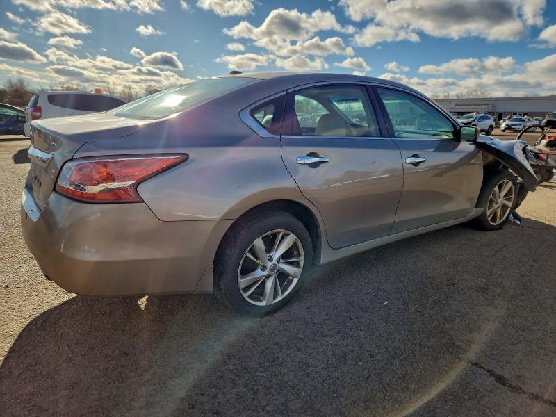 Photo 3 from auction – 2013 NISSAN ALTIMA 2.5 with VIN 1N4AL3AP0DC144375
