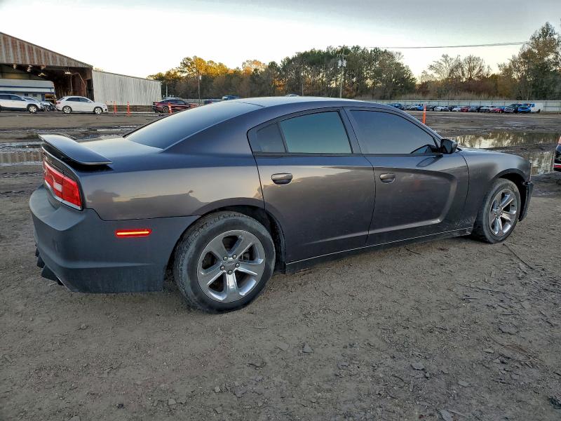 Photo 3 from auction – 2013 DODGE CHARGER SE with VIN 2C3CDXBG3DH678025