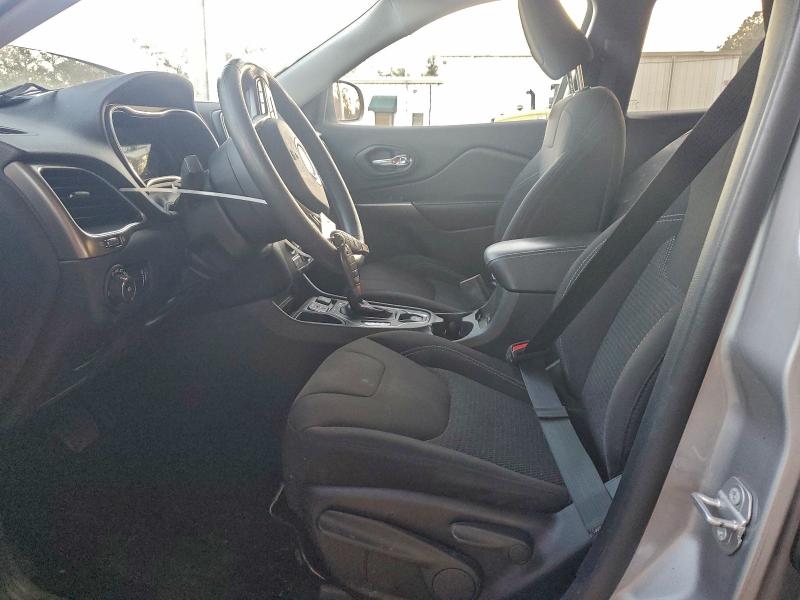 Photo 7 from auction – 2019 JEEP CHEROKEE L with VIN 1C4PJLCB8KD377228
