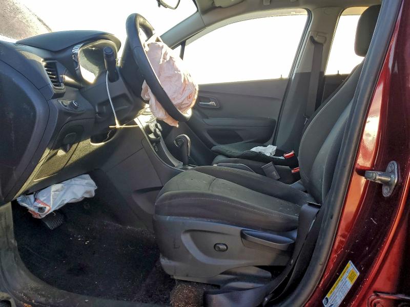 Photo 7 from auction – 2017 CHEVROLET TRAX with VIN 3GNCJLSB7HL181842