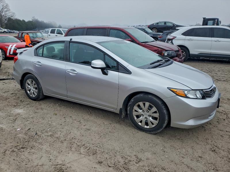 Photo 4 from auction – 2012 HONDA CIVIC LX with VIN 19XFB2F52CE013069