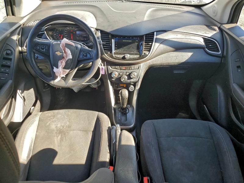 Photo 8 from auction – 2019 CHEVROLET TRAX LS with VIN 3GNCJNSB9KL234284