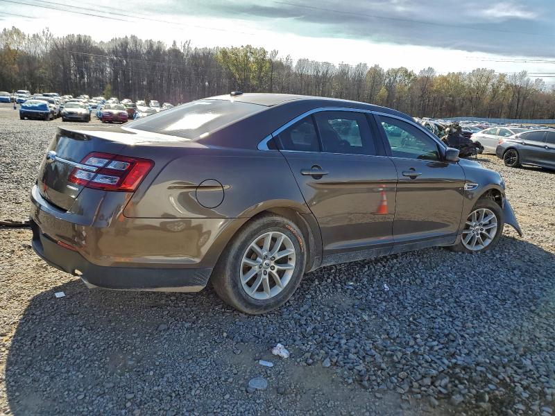 Photo 3 from auction – 2015 FORD TAURUS SE with VIN 1FAHP2D8XFG123708