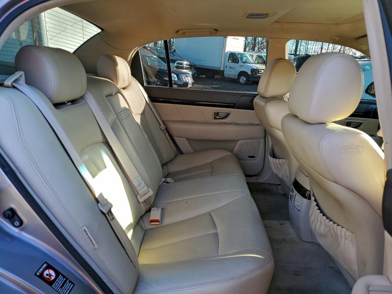 Photo 10 from auction – 2008 KIA AMANTI with VIN KNALD125285145973