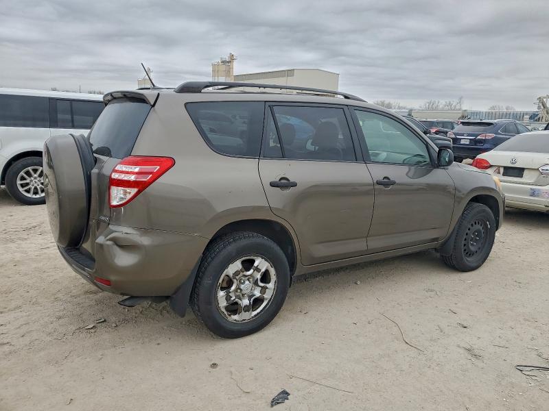 Photo 3 from auction – 2011 TOYOTA RAV4 with VIN JTMBF4DVXBD042661