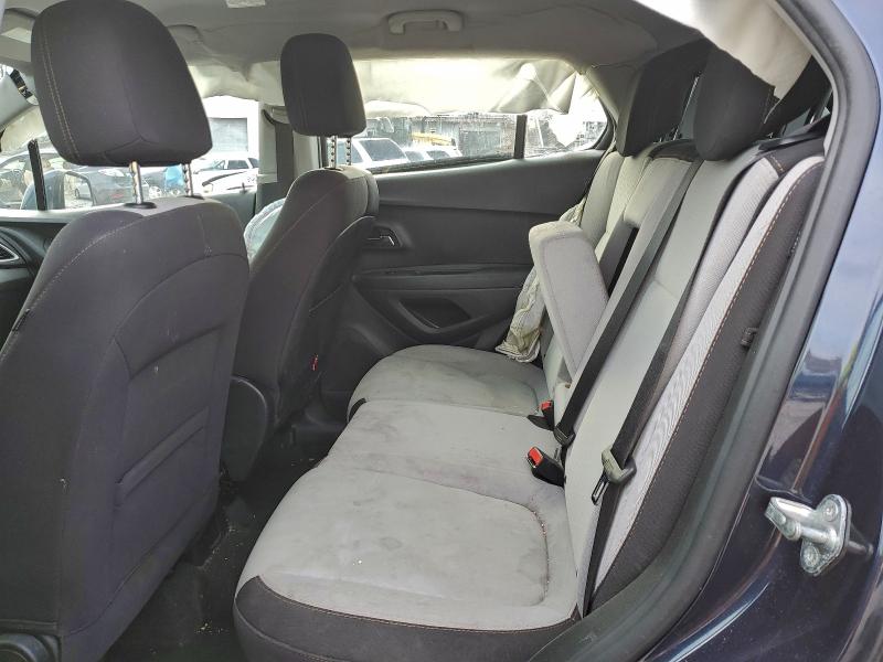 Zdjęcie 10 z aukcji – 2018 CHEVROLET TRAX LS z VIN 3GNCJKSB3JL348682