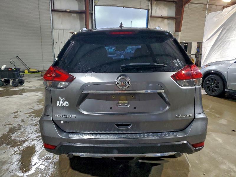 Photo 6 from auction – 2018 NISSAN ROGUE S with VIN JN8AT2MV4JW324357