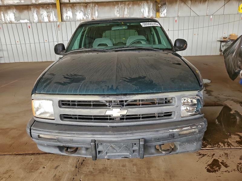 Photo 5 from auction – 1997 CHEVROLET BLAZER with VIN 1GNDT13W5V2222499