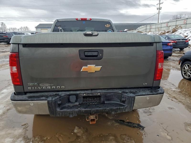 Photo 6 from auction – 2011 CHEVROLET SILVERADO with VIN 1GCRKSE33BZ351726