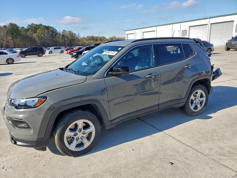 JEEP COMPASS 2024 with VIN 3C4NJDBN6RT592815 - Photo from auction