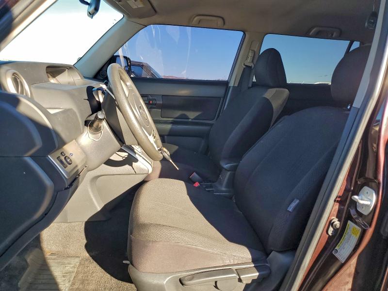 Photo 7 from auction – 2008 TOYOTA SCION XB with VIN JTLKE50E981006232