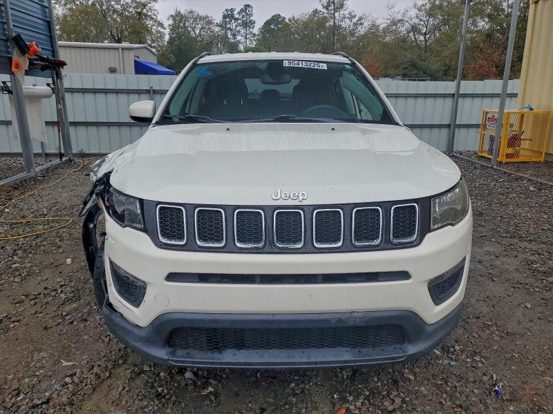 Photo 5 from auction – 2020 JEEP COMPASS SP with VIN 3C4NJCABXLT169809