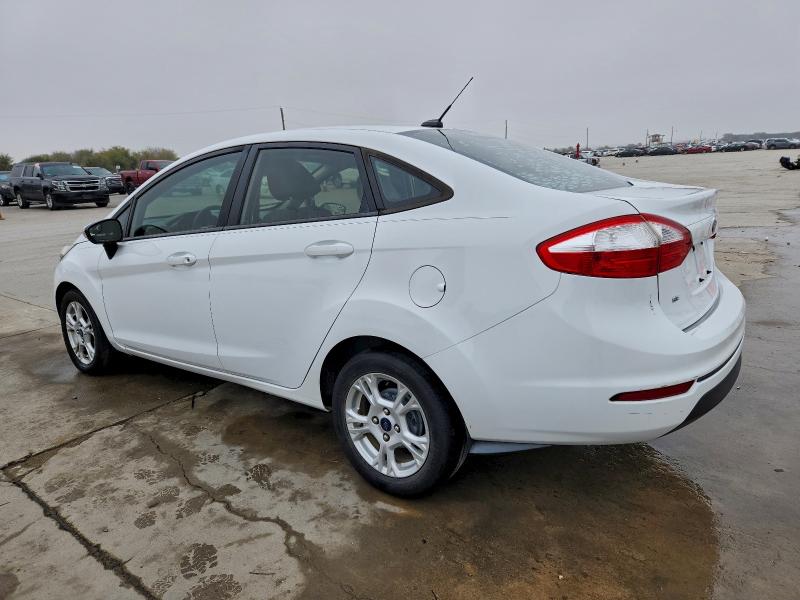 Zdjęcie 2 z aukcji – 2015 FORD FIESTA SE z VIN 3FADP4BJ2FM110585