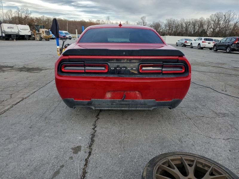 Photo 6 from auction – 2016 DODGE CHALLENGER with VIN 2C3CDZFJXGH330051