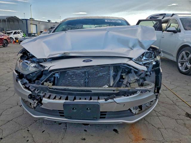Photo 5 from auction – 2017 FORD FUSION SE with VIN 3FA6P0H75HR125486