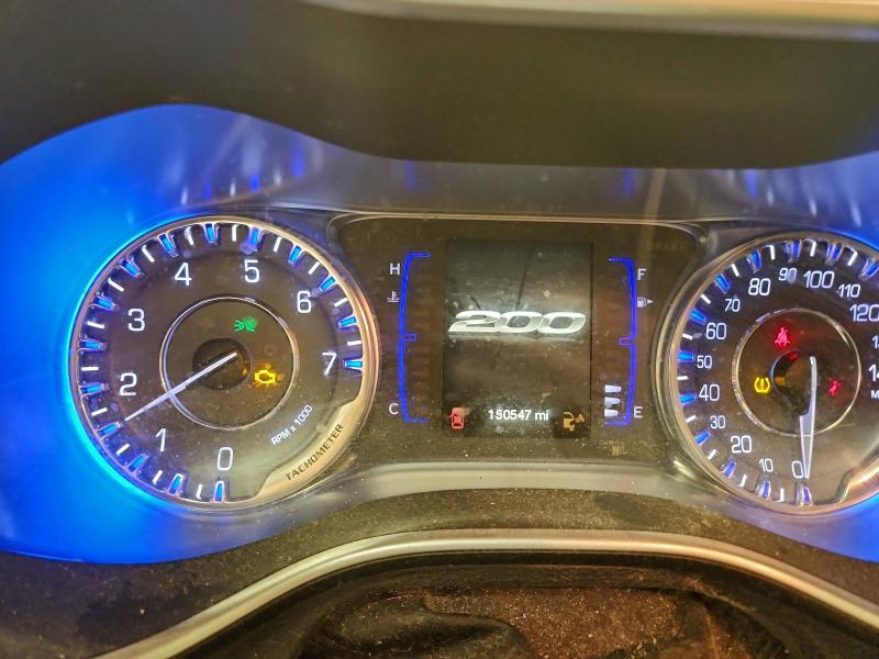 Photo 9 from auction – 2015 CHRYSLER 200 LIMITE with VIN 1C3CCCABXFN756036