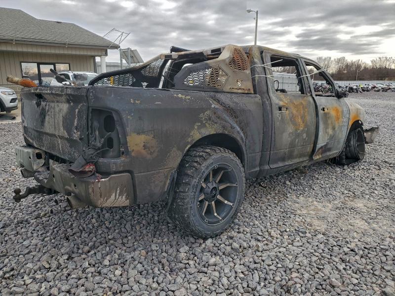 Photo 3 from auction – 2016 RAM 1500 with VIN 3C6RR7LT5GG169729