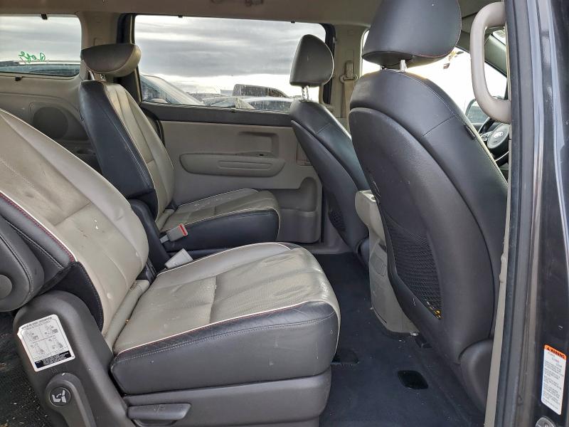 Photo 11 from auction – 2017 KIA SEDONA with VIN KNDMB5C17H6315979