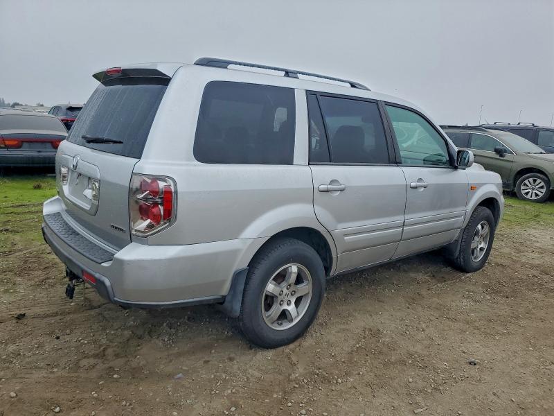 Photo 3 from auction – 2007 HONDA PILOT EXL with VIN 5FNYF18757B012343