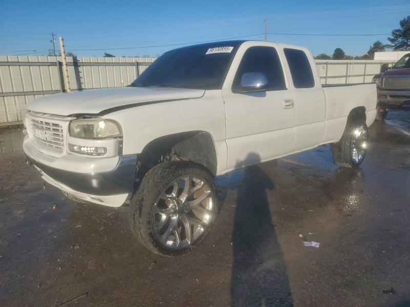 GMC NEW SIERRA 2001 with VIN 2GTEC19V011333984 - Photo from auction