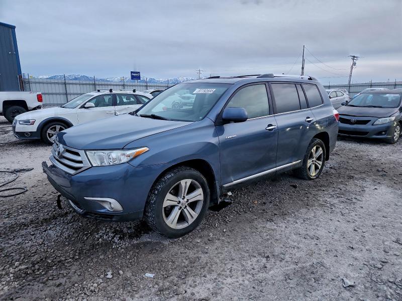 TOYOTA HIGHLANDER 2011 with VIN 5TDDK3EHXBS043823 - Photo from auction