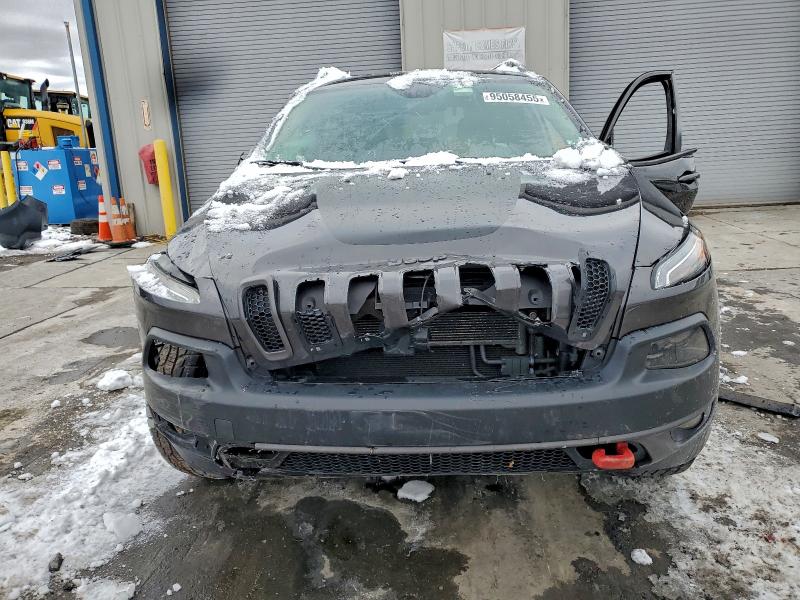 Photo 5 from auction – 2016 JEEP CHEROKEE T with VIN 1C4PJMBB1GW163247