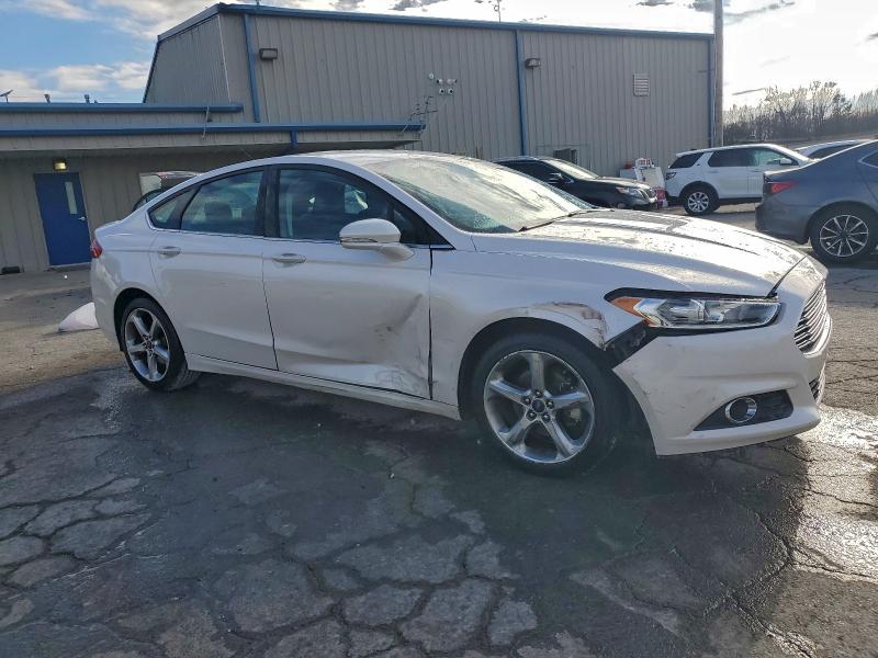 Photo 4 from auction – 2014 FORD FUSION SE with VIN 3FA6P0HD9ER154829
