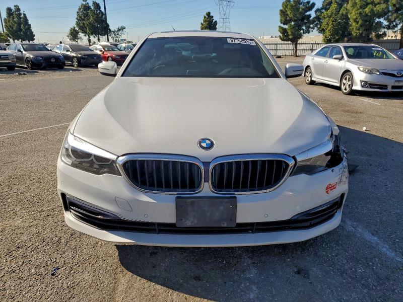 Photo 5 from auction – 2018 BMW 530E with VIN WBAJA9C57JB251971