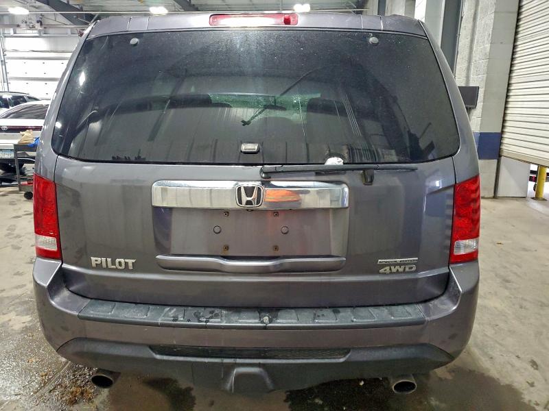 Photo 6 from auction – 2015 HONDA PILOT SE with VIN 5FNYF4H33FB077866