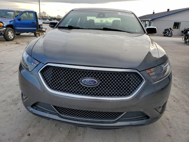 Photo 5 from auction – 2018 FORD TAURUS SHO with VIN 1FAHP2KT2JG134282
