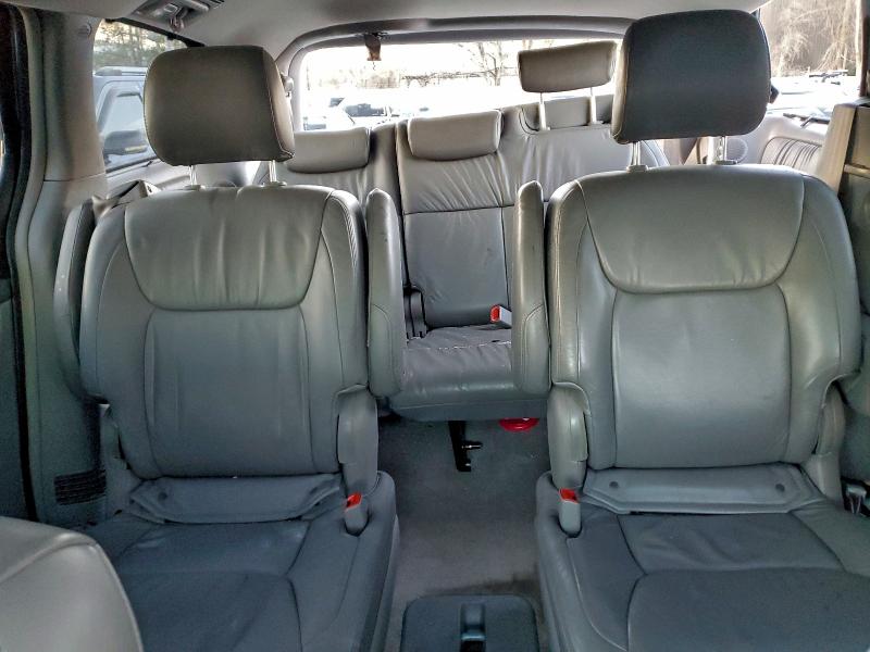 Photo 10 from auction – 2005 TOYOTA SIENNA XLE with VIN 5TDBA22C45S053829