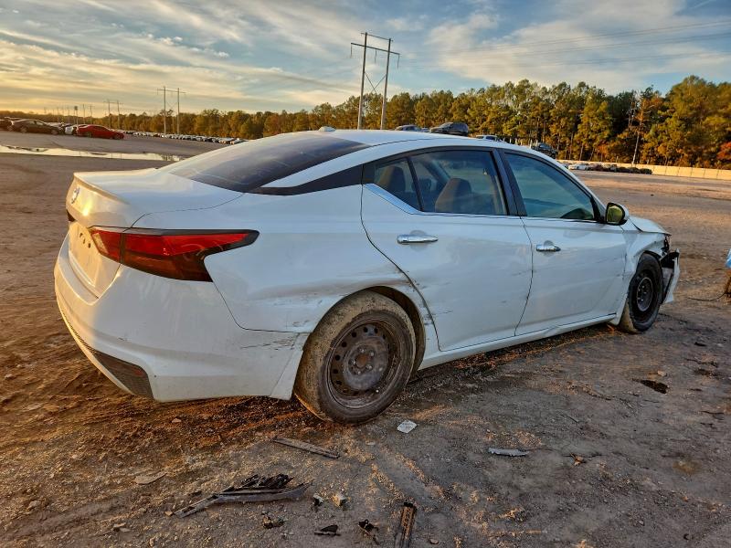 Photo 3 from auction – 2019 NISSAN ALTIMA S with VIN 1N4BL4BV8KN326091