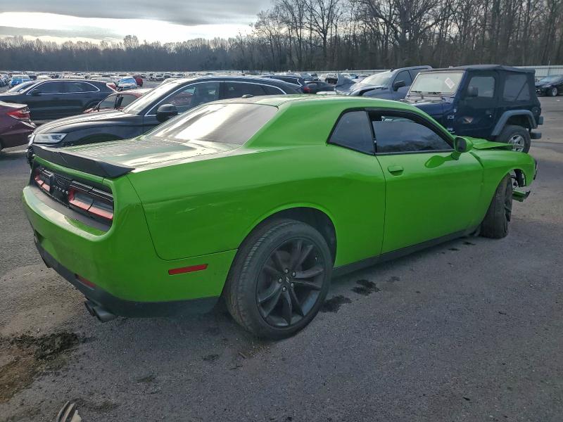 Photo 3 from auction – 2017 DODGE CHALLENGER with VIN 2C3CDZAG7HH554729