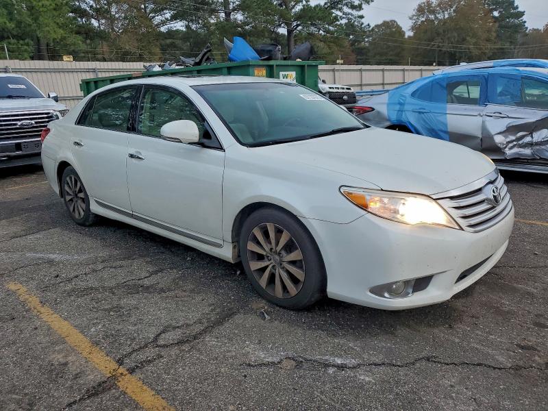 Photo 4 from auction – 2012 TOYOTA AVALON BAS with VIN 4T1BK3DB6CU443102