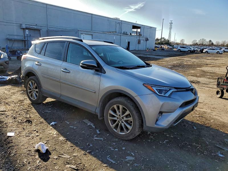 Photo 4 from auction – 2017 TOYOTA RAV4 LIMIT with VIN 2T3DFREV3HW610782