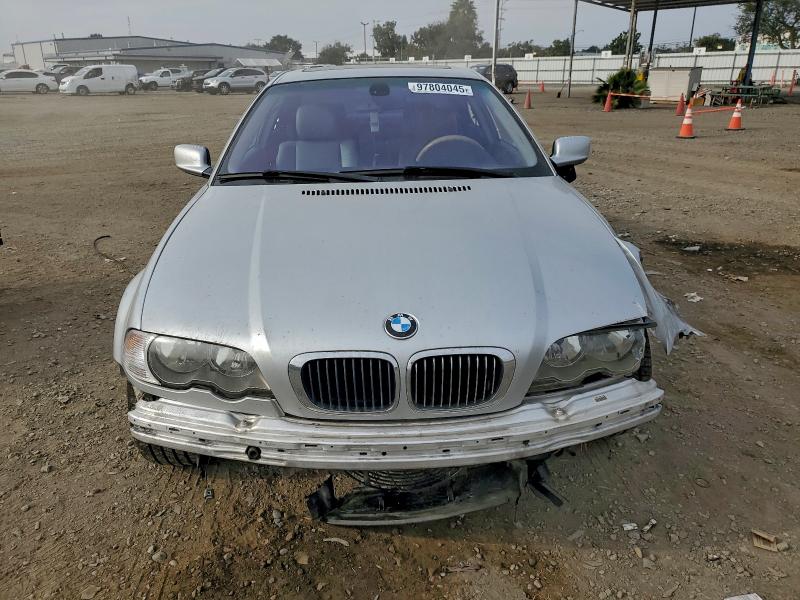 Photo 5 from auction – 2002 BMW 330 with VIN WBABN534X2JU25970